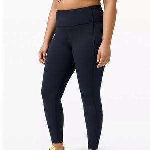 NWOT❗️All the Right Places Lululemon True Navy Leggings